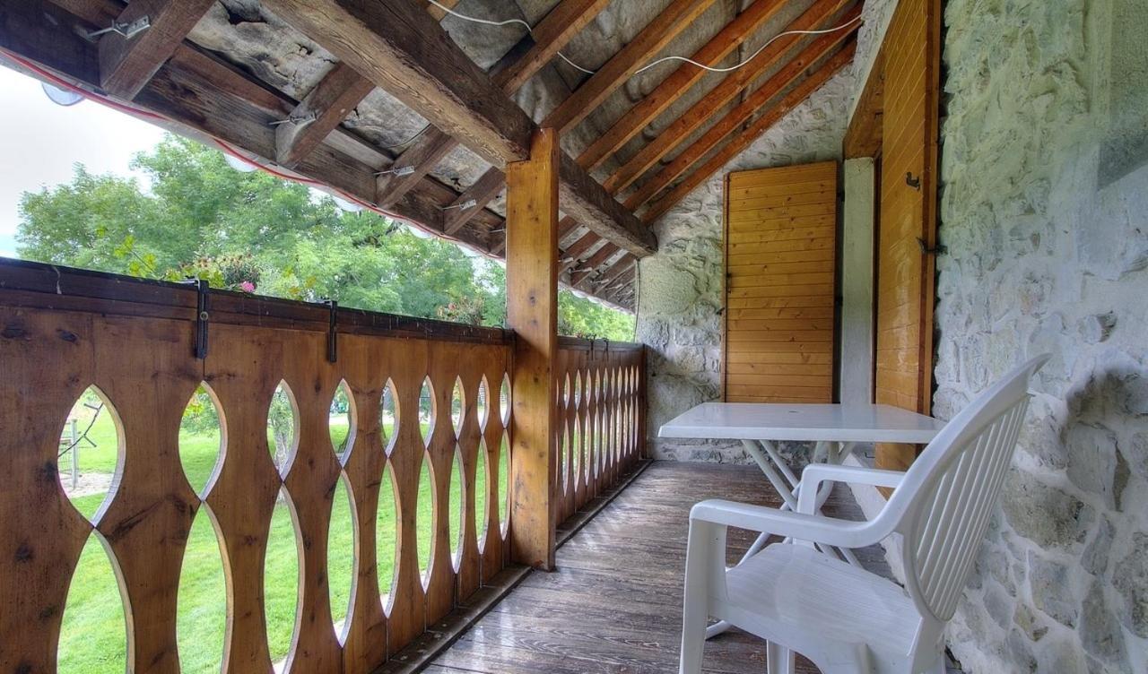 Ferienwohnung La Grange Des Plans Le Grand-Abergement Exterior foto